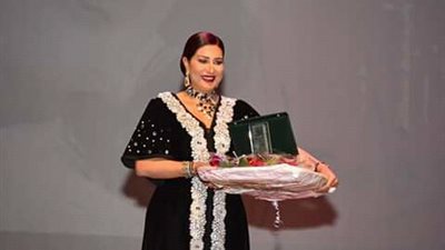 تكريم وفاء عامر في حفل افتتاح مهرجان الرباط الدولي