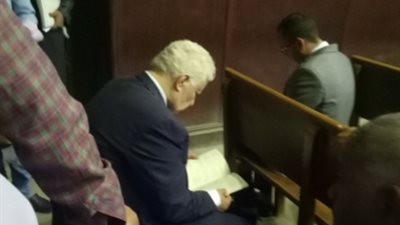مرتضى منصور يطلع على ملف قضية محمود البنا