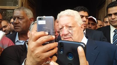 جلسة محمود البنا | أهالي المنوفية يلتقطون السيلفي مع مرتضى منصور