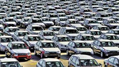 المجلس المصري للسيارات يطالب الحكومة بتثبيت سعر الدولار
