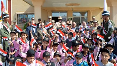 الجيش الثاني الميداني ينظم زيارات لطلبة المدارس إلى قطاع تأمين شمال سيناء