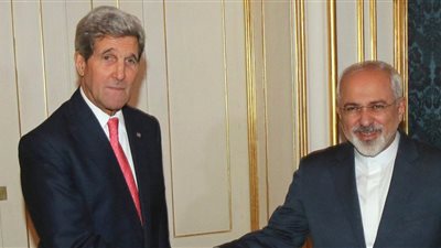 صحيفة أمريكية تكشف عن لقاءات بين كيري وظريف لإنقاذ الاتفاق النووي