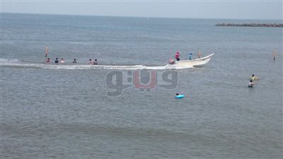 إنقاذ 8 حالات من الغرق بدمياط ورفع حالة الطوارئ لتأمين الشواطئ