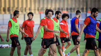 فقرة للتصويب والكرات العرضية بمران الأهلي