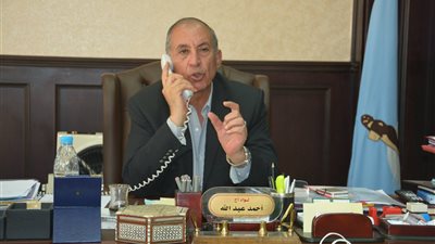 الاستعداد لإقامة حفل زفاف جماعي بالبحر الأحمر