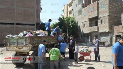 بالصور.. حملة نظافة لشوارع إطسا بتمويل الصندوق الاجتماعي
