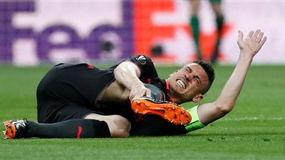 رسميًا.. مدافع فرنسا يغيب عن كأس العالم للإصابة