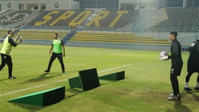 مران قوي لحراس مرمى المنتخب الأوليمبي (صور)