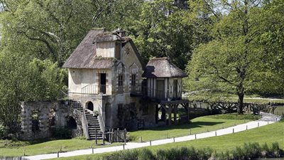 منزل ماري أنطوانيت مفتوح للزوار بعد ترميمه (صور)