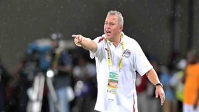 شوقي غريب: جنوب أفريقيا منتخب عنيد.. والجيل الحالي مستقبل الفراعنة الكبار