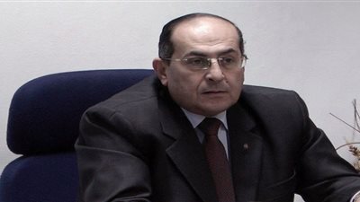 محافظ سوهاج: توفير الأدوية والإسعافات بلجان امتحانات المدارس