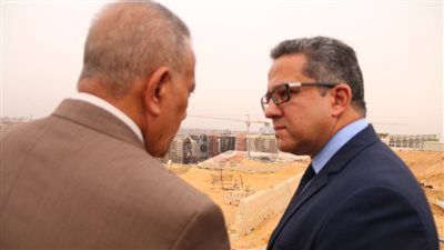 وزير الآثار: الحريق لم يؤثر على المتحف الكبير (فيديو وصور)