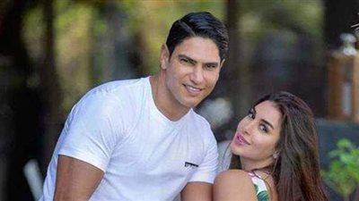 النجوم يهنئون 