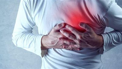 ٩ أعراض غير معروفة جرس إنذار للإصابة بأزمات القلب
