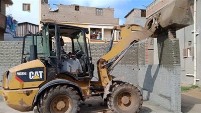 حملات مكثفة لإزالة التعديات علي الأراضي الزراعية والدولة  في الدقهلية