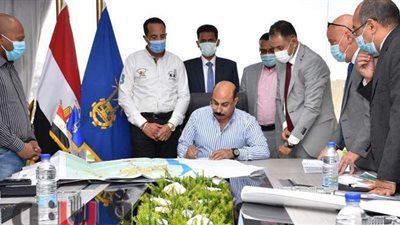 محافظ أسوان يعتمد المخططات التفصيلية لمدينتي كوم أمبو ودراو | صور