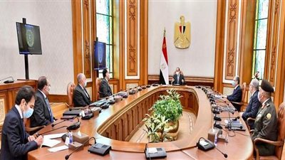 السيسي يتابع المشروع القومي لتنمية وسط وشمال سيناء
