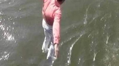 بسبب الهلاوس والتهيئات.. تفاصيل جديدة في انتحار طبيب بالدقهلية