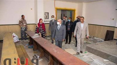 تطوير 5 مدرجات بآداب طنطا | صور