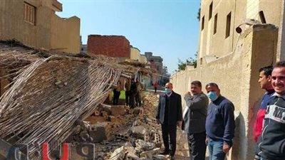 إزالة ثلاث حالات بناء مخالف بفاقوس في الشرقية