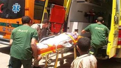 مصرع وإصابة ٦ أشخاص في حادث تصادم سيارة ملاكي وربع نقل بأسيوط