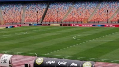 شاهد.. تأثير الأمطار على استاد القاهرة قبل مباراة الأهلي والمريخ