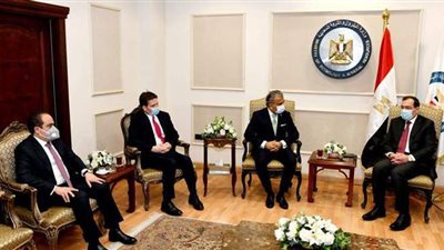 تفاصيل مباحثات وزير البترول مع وفد شركة بى بى البريطانية