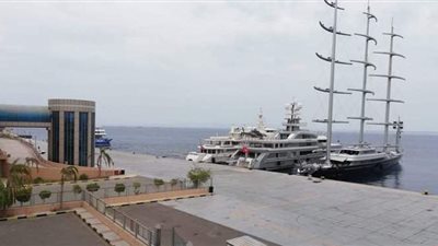 مدير أزمات الأقصر يطالب بتوخي الحذر من سرعة الرياح