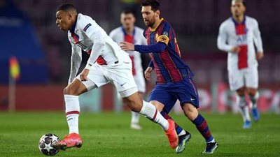 بهدفي ميسي ومبابي.. تعادل مثير بين سان جيرمان وبرشلونة في الشوط الأول