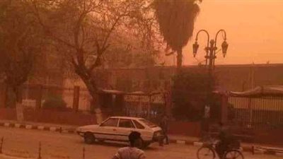 أمطار رعدية وعاصفة ترابية.. الأرصاد تحذر سكان هذه المدن: الزموا منازلكم