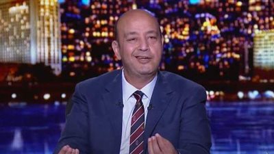 رفضته الجزيرة ومبارك قفل له قناة.. محطات وأزمات لا ينساها عمرو أديب بمشواره الإعلامي