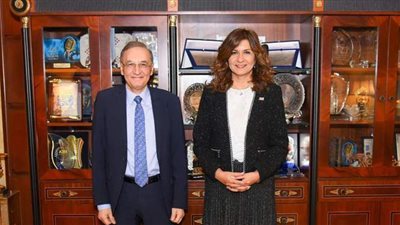 وزيرة الهجرة تستقبل خبيرا مصريا في مجال ميكنة منظومة التأمين الصحي بفرنسا