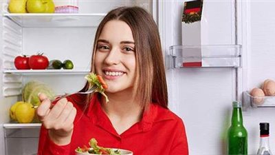 ما التغذية السليمة في ظل التقلبات الجوية؟.. استشاري تغذية يجيب