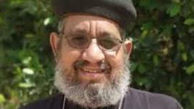 البابا تواضروس يعزي الأنبا لوكاس في وفاة كاهن كنيسة مارمرقس بأسيوط