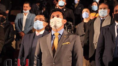 وزير الرياضة يفاجئ فرق هواة المسرح ويضاعف قيمة الجوائز | فيديو