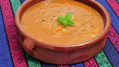 طريقة عمل العدس الأصفر بالشعرية