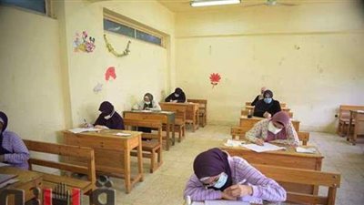 الفئات المسموح لها بالامتحان ورقيا من طلاب أولى وثانية ثانوي