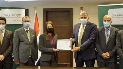 الأهلي المصري يحتفظ بشهادة التوافق مع معايیر متطلبات هيئتي الفيزا والماستر كارد العالمیة PCI DSS