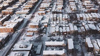 ارتفاع أعداد قتلى العواصف الثلجية في أمريكا إلى 32 | صور