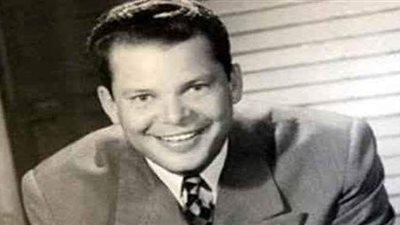 يوسف السباعي يطالب إسرائيل بالسلام قبل حرب أكتوبر