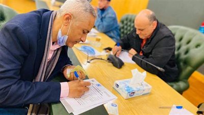 أبو السعود محمد يتقدم بأوراق ترشحه لعضوية مجلس الصحفيين