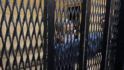 لحظة خروج سفاح الجيزة من محكمة زينهم | فيديو