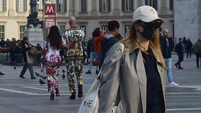 تغير جيني.. الكشف عن سلالة جديدة من كورونا في إيطاليا