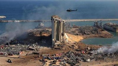 إقصاء القاضي المسئول عن قضية انفجار مرفأ بيروت