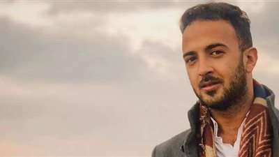 ممثل شاب.. تعرف على مؤلف مسلسل لؤلؤ