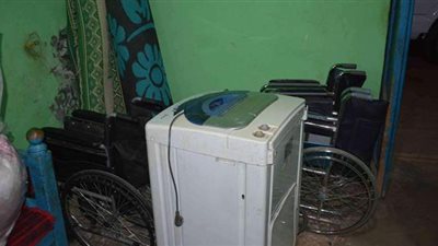 تسليم مساعدات عينية لبعض الأسر الأولى بالرعاية في المنيا