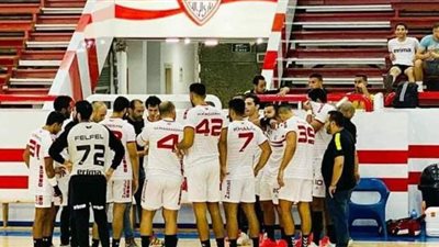 الزمالك يهزم الطيران بدوري اليد 32-23