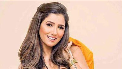 مي عمر عن نهاية مسلسل لؤلؤ: عيطت بجد وأبويا اتصدم| فيديو