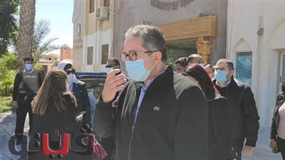 وزيرا السياحة والطيران يفتتحان معمل تحاليل كورونا الجديد بالغردقة