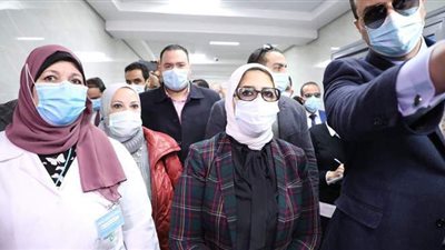 مواطنون بالإسماعيلية يشكرون هالة زايد على تطبيق التأمين الصحي الشامل